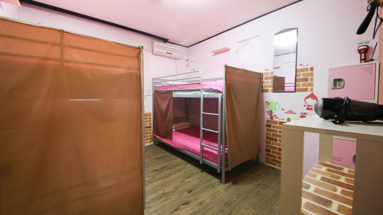 Comeinn Guesthouse Hongdae - Female Only Séoul Extérieur photo