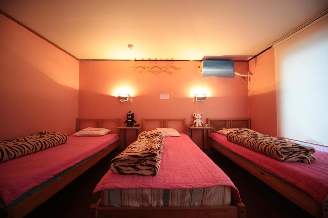 Comeinn Guesthouse Hongdae - Female Only Séoul Extérieur photo